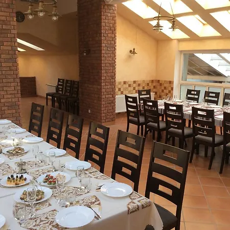 Hotel Kiev 365 Park 4*